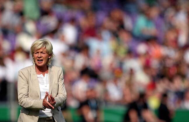 03.06.2011, Fussball Frauen Freundschaftsspiel , Deutschland - Italien in Osnabrück. Bundestrainerin Silvia Neid (Deutschland)
