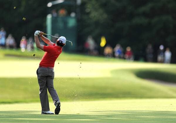 3 June 2011: Rory McIlroy hits his second shot on number three during the Memorial Golf Tournament second round of play at Muirfield Village Golf Course in Dublin, OH. PGA Golf Herren JUN 03 Memorial - Second Round Icon154110603003 EDITORIAL USE ONLY