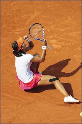 joie de Na Li (CHN) Tennis: Internationaux de Roland Garros - 04.06.2011 - finale femme JBAutissier PanoramiC 