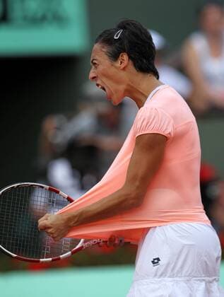 Francesca Schiavone of Italy reacts during the women s final in the French Open tennis championship at the Roland Garros stadium in Paris, June 4, 2011.  o0 Schrei Enttäuschung Wut Emotionen