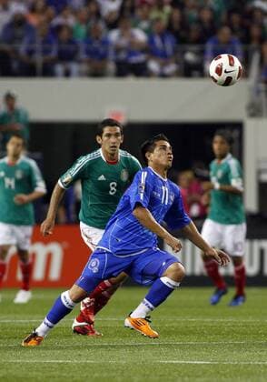 05 June 2011: El Salvador forward Rodolfo Zelaya (11) during the first half of Mexico vs. El Salvador in the first round of the CONCACAF Gold Cup game played at Cowboys Stadium in Arlington, TX. There is no score. SOCCER: JUN 05 CONCACAF Gold Cup - First Round - Mexico v El Salvador Icon1106050040 EDITORIAL USE ONLY