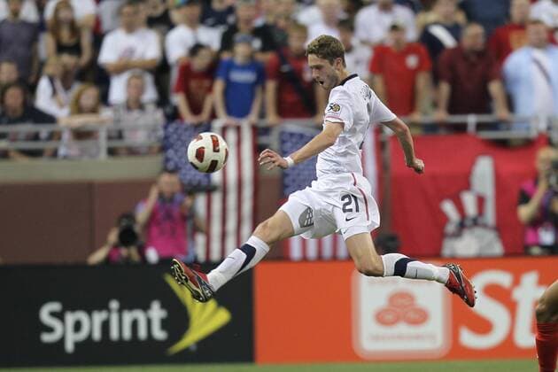 June 7, 2011 - Detroit, Michigan, U.S - USA defender Clarence Goodson (21) knocks down the ball against Canada during the CONCACAF Gold Cup match at Ford Field. USA defeated Canada 2-0. Soccer: 2011 CONCACAF Gold Cup - June 7 - USA vs Canada - ZUMAx33