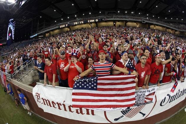 June 7, 2011 - Detroit, Michigan, U.S - USA fans cheer on their team during the CONCACAF Gold Cup match at Ford Field. Soccer: 2011 CONCACAF Gold Cup - June 7 - - ZUMAx33 o0 Fan Fahne, Landesfahne fisheye totale