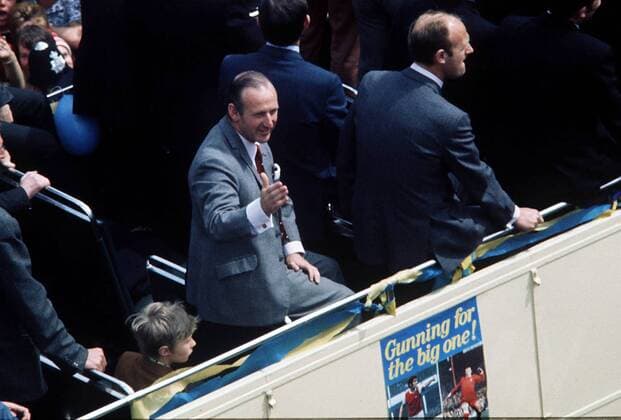 Fußball, Trainerhistorie, FC Arsenal Arsenal FC Double Celebrations Bertie Mee; 09 05 1971 Football  o0 Meister Meisterschaft Meisterfeier Aufnahmedatum geschätzt