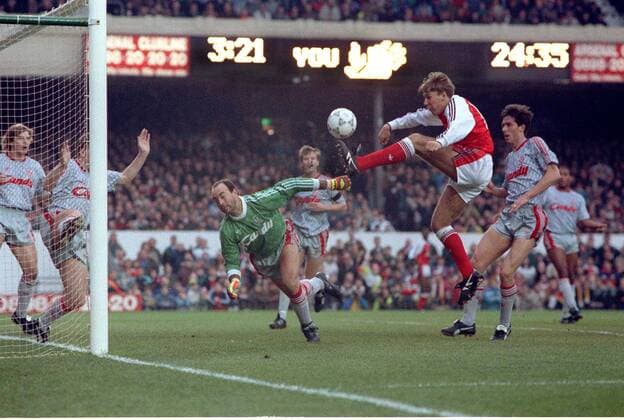 Paul Merson (Arsenal FC) scores goal no.1past Bruce Grobbelaar. Arsenal FC v Liverpool FC. 2 12 1990. 