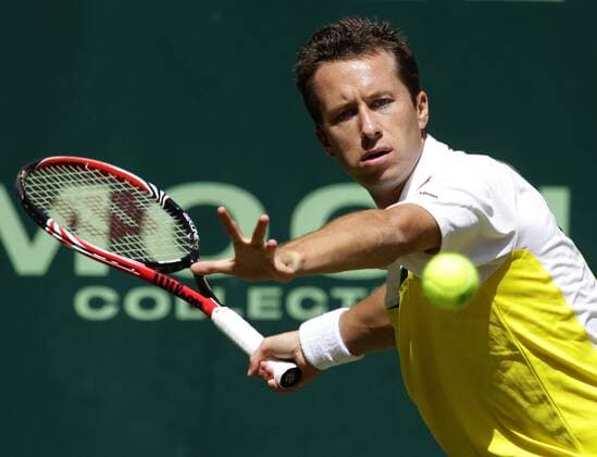 Gerry Weber Open 2011, ATP Tennis Herren World Tour, Rasentennis Turnier, International Series,Gerry Weber Stadion, Grasplatz, Halle Westfalen, Philipp Kohlschreiber (GER),Einzelbild,Aktion,Halbfigur,,