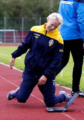 Stenungsund, Josefin Öqvist KP0300003  o0 PC Laptop Puls Fitness Analyse Pulskontrolle Pulsmessung Objekte