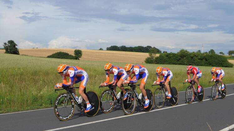 14.06.2011 Streufdorf 36.Thüringen -Rundfahrt 2.Etappe - Mannschaftszeitfahren über 22km 2.Platz für die Mannschaft Rabobank Continental ( NED ) Aktion quer