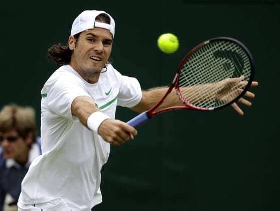 Wimbledon Championships 2011,AELTC,London, ITF Grand Slam Tennis Tournament . Spieler Tommy Haas (GER),Einzelbild,Aktion,Halbkörper,Querformat