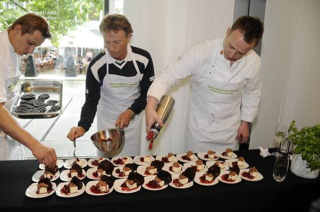 Muenchen 21.06.11 BMW Pavillion, International Open, Stromberg Pro-Am Cooking: Bernhard Langer , Holger Stromberg o0 Süssspeise Nachtisch o00 privat
