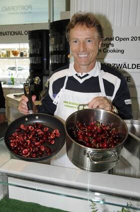 Muenchen 21.06.11 BMW Pavillion, International Open, Stromberg Pro-Am Cooking: Bernhard Langer , o0 Obst Kirsche Kirschen o00 privat