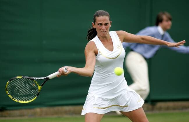 TENNIS - WTA, Wimbledon 2011 LONDON,ENGLAND,21.JUN.11 - TENNIS - WTA Tennis Damen Tour, Wimbledon 2011, Grand Slam. Bild zeigt Roberta Vinci (ITA). 