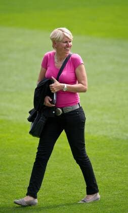 Managerin Doris FITSCHEN (GER) Fussball Offizielles Training der deutschen Frauen-Fussballnationalmannschaft am Vormittag in Berlin, Deutschland am 22.06.2011,