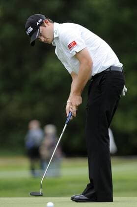 Gary BOYD (ENG),Golfprofi,Golf,Aktion,Aktion,Einzelaktion,Einzelbild,Freisteller,Ganzkoerperaufnahme,ganze Figur. BMW International Open 2011 in München Eichenried.