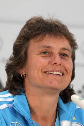 Assistenztrainerin Ulrike Ballweg, Portrait PK DFB Frauen Nationalmannschaft, Berlin, 24.06.2011