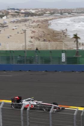 Motorsports: FIA Formula One World Championship 2011, Grand Prix of Europe, 04 Jenson Button (GBR, Vodafone McLaren Mercedes), xHOCHxZWEIx