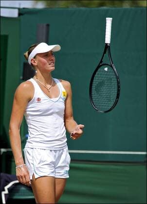 Yanina Wickmayer (BEL) Tennis : Tournoi de Wimbledon - J8 - 27.06.2011 - PhotoNews Panoramic 