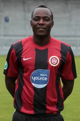 29.06.2011 , 3. Liga , offizieller Fototermin des SV Wehen Wiesbaden zur Saison 2011 2012. Addy Waku Menga.