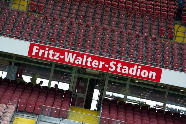 Der 1.FC Kaiserslautern 2011 2012.Im Bild: Das Fritz-Walter-Stadion auf dem Betzenberg in Kaiserslautern. o0 Totale Lautern