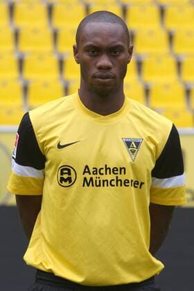 Fussball 2.Bundesliga 2011 12 - Fototermin Alemannia Aachen: Reinhold Yabo