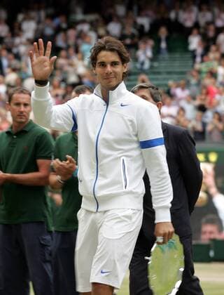TENNIS - ATP, Wimbledon 2011 LONDON,ENGLAND,03.JUL.11 - TENNIS - ATP Tennis Herren World Tour, Wimbledon 2011, Grand Slam, Finale, Siegerehrung. Bild zeigt Rafael Nadal (ESP). 