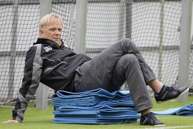 1.FC Köln Training Volker Finke
