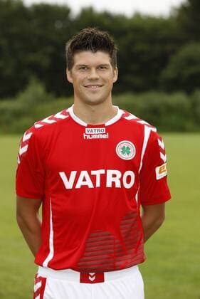 Fussball-3.Bundesliga, Saison 2011 2012 -Mannschaftsvorstellung Rot-Weiß Oberhausen im Hotel Klosterpforte in Harsewinkel-Marienfeld am 04.07.2011.Herren,hoch,Porträt,Einzelbild,Fotoshooting, Mario Klinger