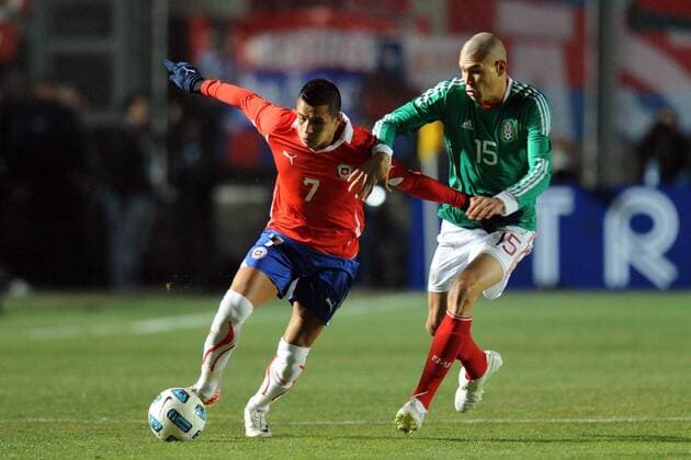 San Juan - Copa America - Chile - Mexiko - Alexis Sanchez (Chile, L) gegen Jorge Enriquez 