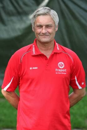 07.07.2011, Fußball Bundesliga, offizieller Fototermin von Eintracht Frankfurt zur Saison 2011 2012. Trainer Armin Veh.