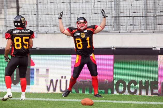 Touchdownjubel Julian Dohrendorf und Dominic Hanselmann (D)