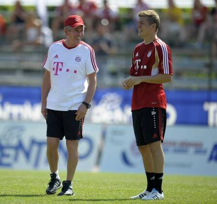 09.07.2011, Fußball 1.Bundesliga, Trainingslager FC Bayern München in Arco (Trentino, Gardasee), v.li: Trainer Jupp Heynckes (Bayern München), Toni Kroos (Bayern München).
