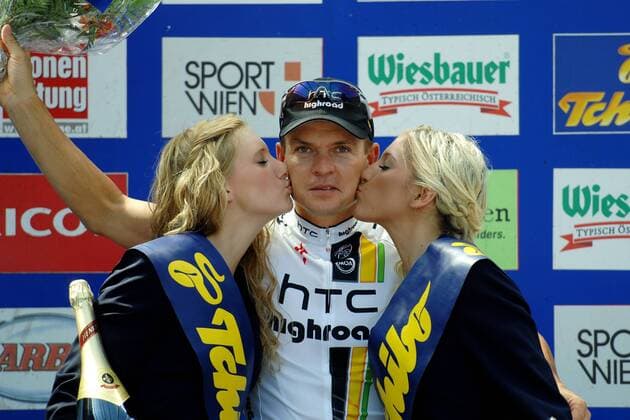Bert GRABSCH ( GER Team HTC - Highroad ) gewinnt das Zeitfahren - Siegerehrung - Podium - Event: Österreich - Österreich Rundfahrt 2011 - 7.Etappe: Podersdorf am Neusiedler See - Einzelzeitfahren 30.1 km - Location: Podersdorf - Österreich - Europa - Datum: 09.07.2011 - Contact