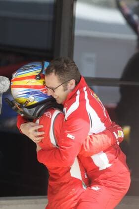 Fernando Alonso (Scuderia Ferrari), Stefano Domenicali (Teamchef Scuderia Ferrari) GP Großbritannien 2011 Formel 1 Grand Prix Großbritannien 2011