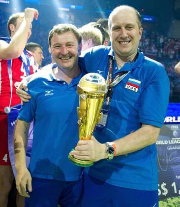 10.07.2011 - Gdansk , ERGO Arena, Volleyball men s, FIVB World League Final 2011, Siegerehrung; Sieger Russland -  110710PAL301 o0 Pokal, Trophäe Objekte