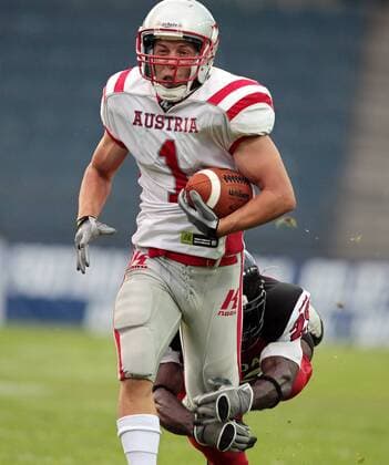 AMERICAN FOOTBALL - IFAF WM 2011, CAN vs AUT GRAZ,AUSTRIA,11.JUL.11 - DIVERS, AMERICAN FOOTBALL - IFAF Weltmeisterschaft, Länderspiel, Kanada vs Österreich. Bild zeigt Jakob Dieplinger (AUT). 