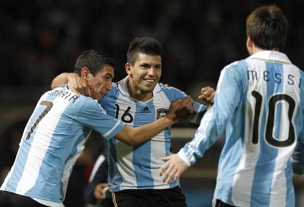 Angel di Maria, Sergio Kun Agüero and Lionel Messi - The player of Argentina s national soccer team Sergio Aguero (C) celebrates during the match between Argentina and Costa Rica for the group stage of Copa America 2011 in Cordoba, Argentina, on July 11, 2011.  o0 Jubel Freude
