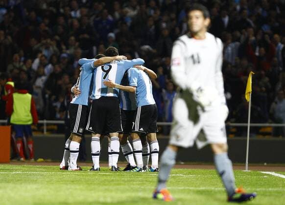 Celebration Argentina Argentina (blue) vs. Costa Rica (red) 3:0 in Cordoba. x(181)xLuizxFernandoxMenezesx xFox 