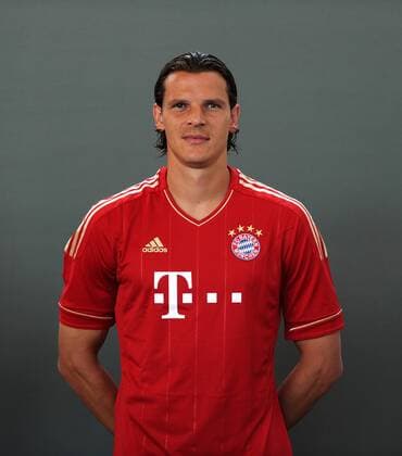 FUSSBALL 1. BUNDESLIGA SAISON 2011 2012 12.07.2011 Fototermin beim FC Bayern München Daniel van Buyten (FC Bayern München) xxNOxMODELxRELEASExx 