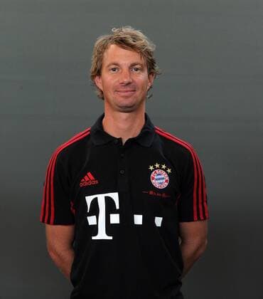 FUSSBALL 1. BUNDESLIGA SAISON 2011 2012 12.07.2011 Fototermin beim FC Bayern München Fitness und Rehatrainer Andreas Kornmayer (FC Bayern München) xxNOxMODELxRELEASExx 