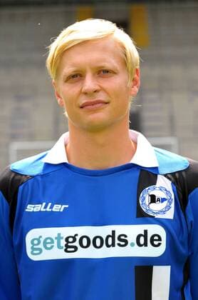 12-07-2011 pmk MS136177 Fussball Herren 3.Liga Saison 2011 2012 Arminia Bielefeld Fototermin Manuel HORNIG Bielefeld