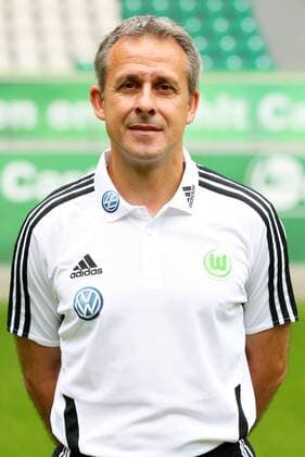 Pierre Littbarski Co-Trainer Aktion Portrait Portraet Porträt Einzelbild Freisteller 12.07.2011 VfL Wolfsburg Fußball Fussball Volkswagen Arena Mannschaftsfototermin Teamfototermin Herren DFL Bundesliga Saison 11 12