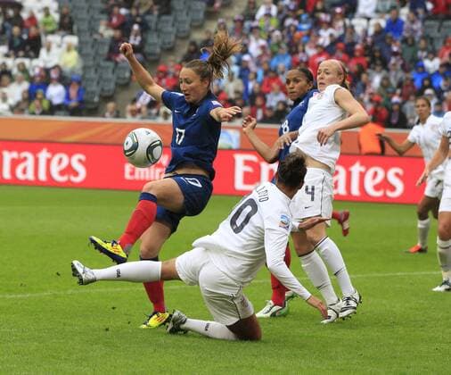 Deutschland, Frauen Fussball WM, FIFA Women s World Cup Germany 2011, Halbfinale, Frankreich vs. USA, Mönchengladbach,Gaetane Thiney, Frankreich,