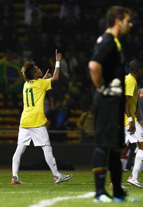Neymar, Brasilien - Ecuador --- Cordoba x(181)xLuizxFernandoxMenezesx xFox  (5241)