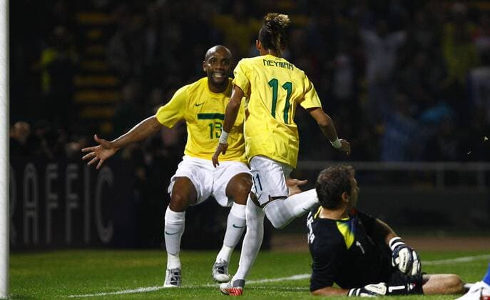 Neymar, Maicon, Brasilien - Ecuador --- Cordoba x(181)xLuizxFernandoxMenezesx xFox  (5241)