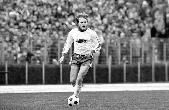 Hermann Gerland (VfL Bochum) Aktion, Einzelbild, Freisteller