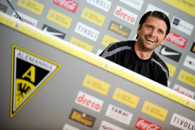 Fußball, Trainerhistorie, Alemannia Aachen AACHEN, 14.07.2011, Alemannia Aachen Trainer Peter Hyballa bei der Pressekonferenz