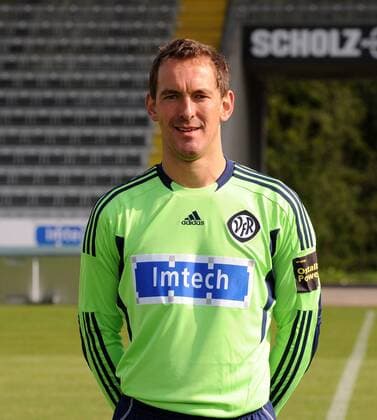 FUSSBALL 3. BUNDESLIGA SAISON 2011 2012 15.07.2011 Fototermin beim VfR Aalen 1921 e.V. Timo Reus (VfR Aalen) 