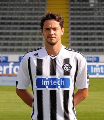 FUSSBALL 3. BUNDESLIGA SAISON 2011 2012 15.07.2011 Fototermin beim VfR Aalen 1921 e.V. Sascha Traut (VfR Aalen) 