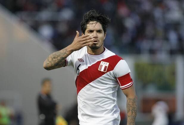 CORDOBA, July 16, 2011 -- Peru s soccer player, Juan Vargas, celebrates his goal during the match of the quarter finals of Copa America 2011, Colombia vs Peru, in Cordoba city, on July 16, 2011. Peru won 2-0. --- 