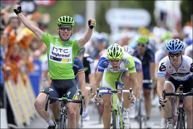 Mark CAVENDISH (HTC - HIGHROAD - GBR) - OSS Daniel (LIQUIGAS-CANNONDALE - ITA) - FARRAR Tyler (TEAM GARMIN - CERVELO - USA), Etappe 15 - Limoux - Montpellier xPhotoNewsx  o0 Etappensieger